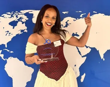 Tithitina Siged lauréate du trophée des jeunes ambassadeurs