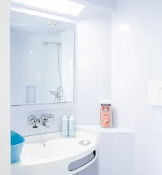 comparat student residence bathroom