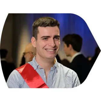 Armand Pattée premier diplômé du cursus Ingénieur Médecin de Centrale Lyon