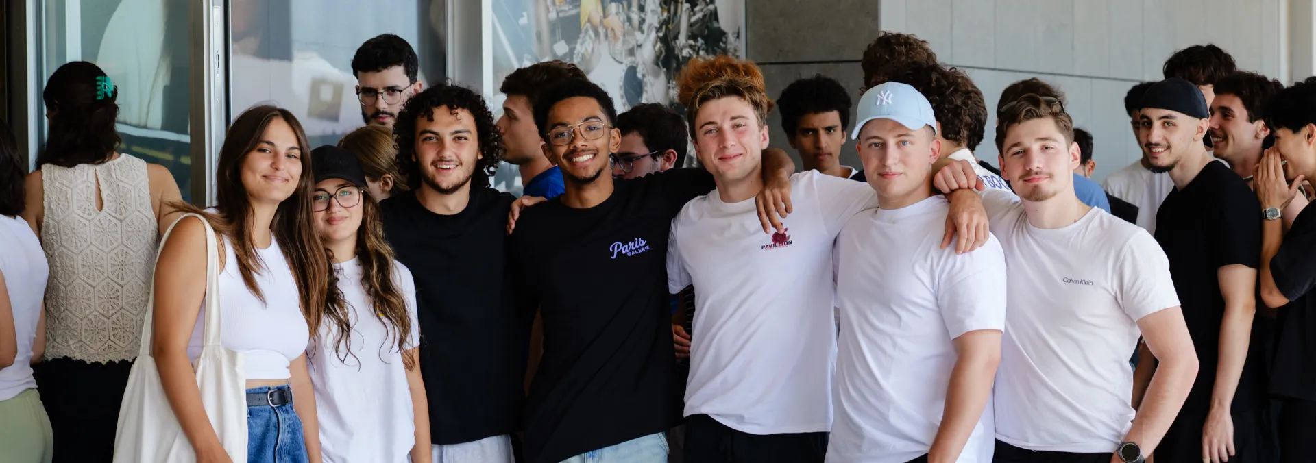 élèves ingénieurs sur le campus de Centrale Lyon