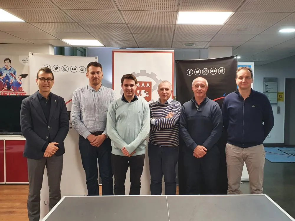 signature contrat FFTT et Centrale Lyon