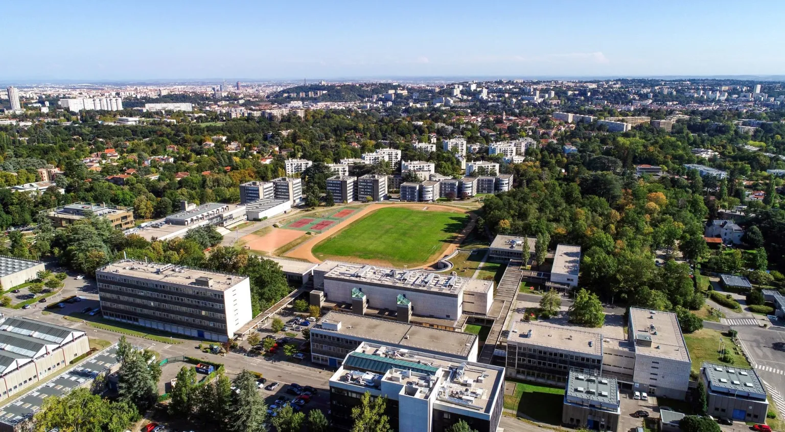 aerial view of the Écully Centrale Lyon campus